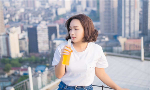 卫滨关于试管代生助孕多少钱的详尽分析与指导