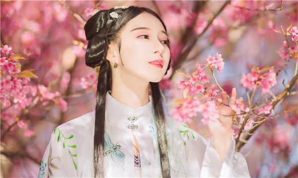 卫滨供卵试管婴儿：助您实现家庭梦想的科学方案